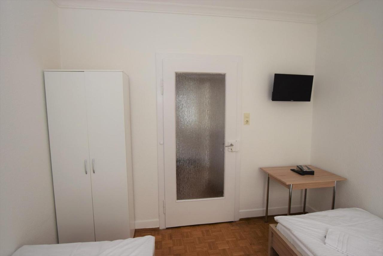 Nuertingen Zimmer Екстериор снимка