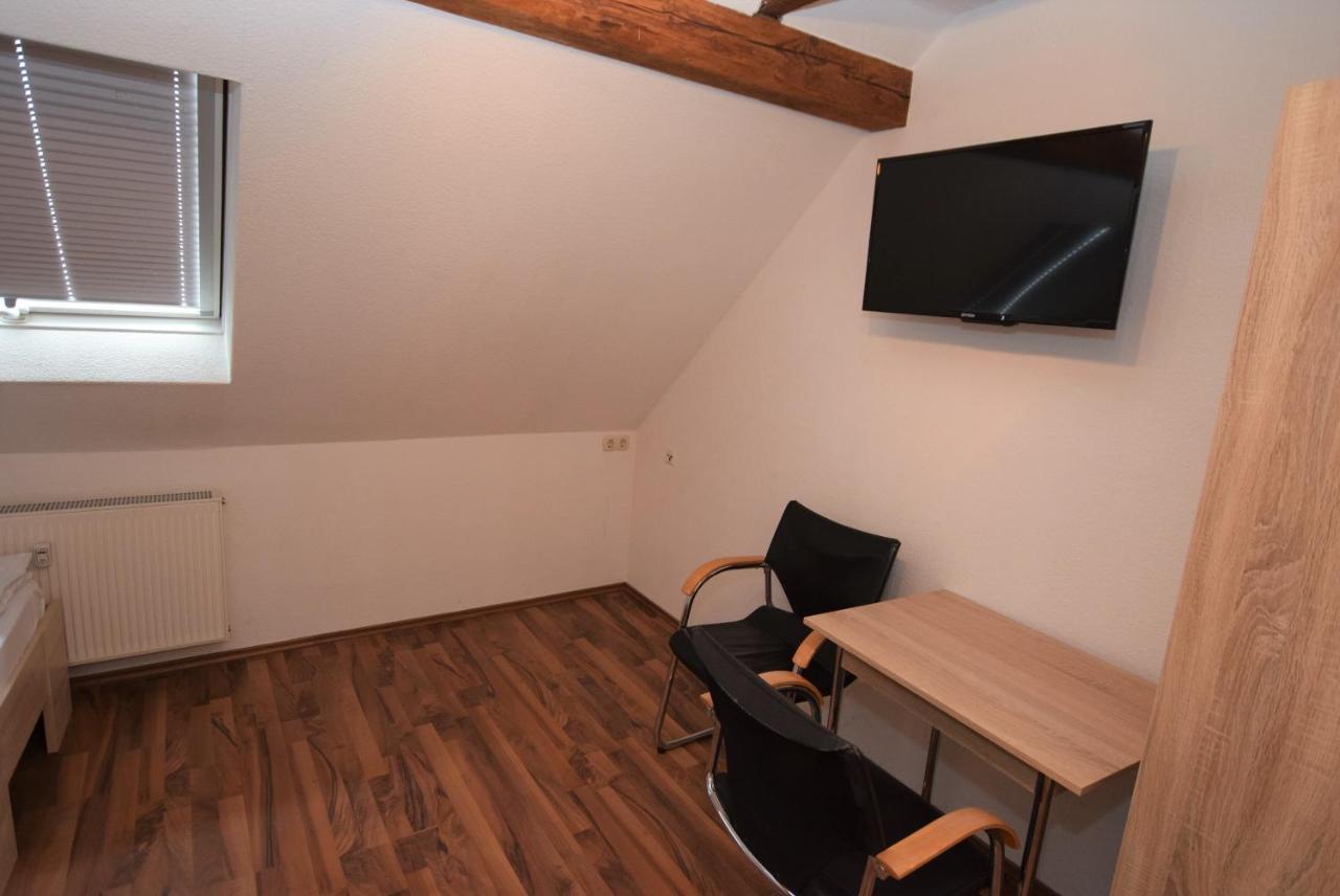 Nuertingen Zimmer Екстериор снимка