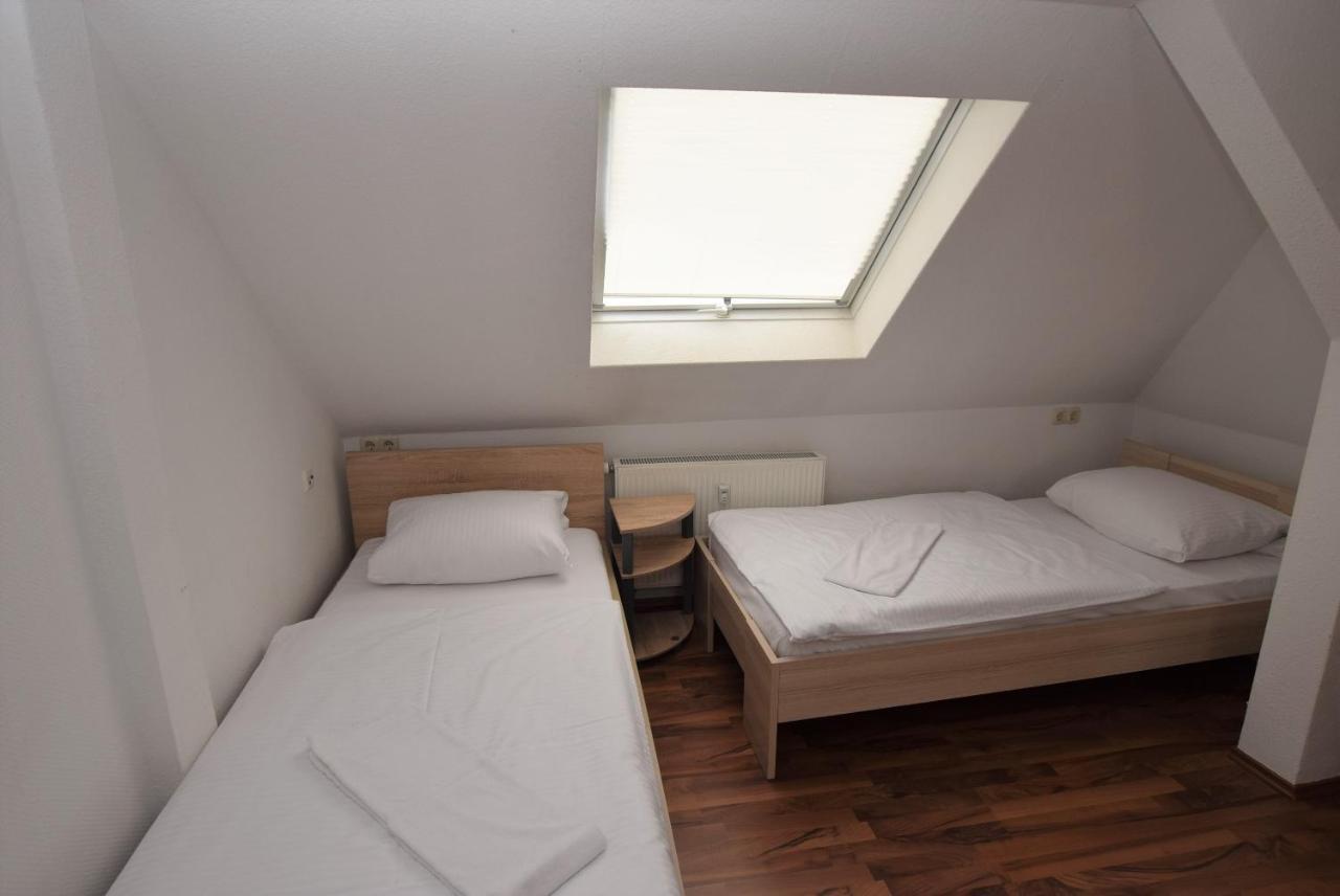 Nuertingen Zimmer Екстериор снимка