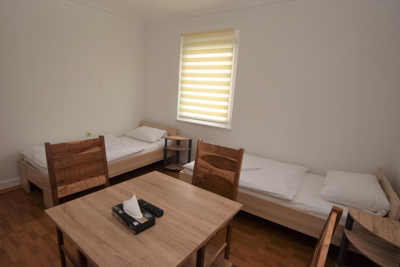 Nuertingen Zimmer Екстериор снимка