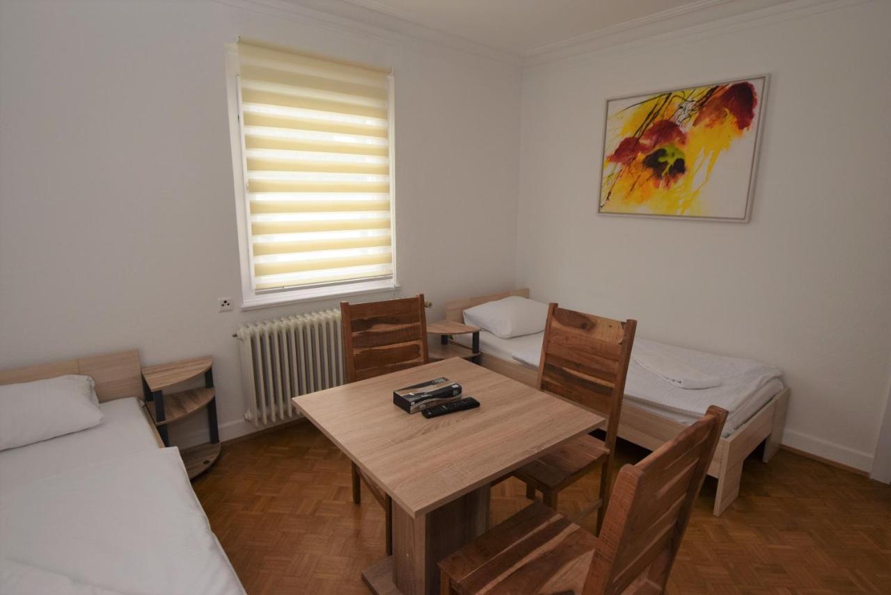 Nuertingen Zimmer Екстериор снимка